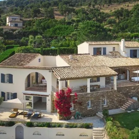 Three-level Overlooking Saint-tropez Grimaud