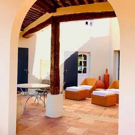 Σπίτι διακοπών Three-level Overlooking Saint-tropez Grimaud