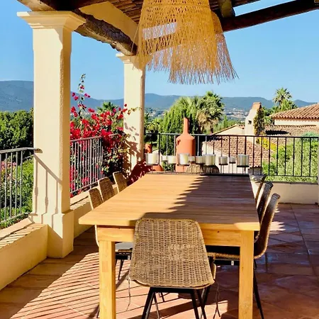 Three-level Overlooking Saint-tropez * Grimaud