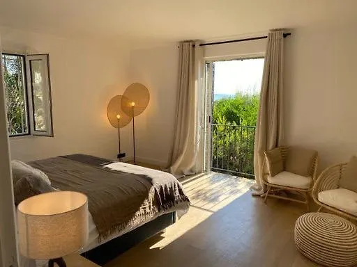 Holiday home Three-level Overlooking Saint-tropez *